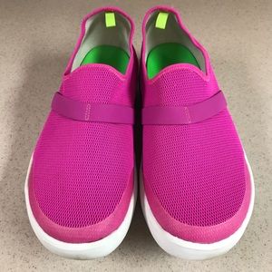 OOFOS Oomg Women’s Low Slip-on, Sz 12/EU 43